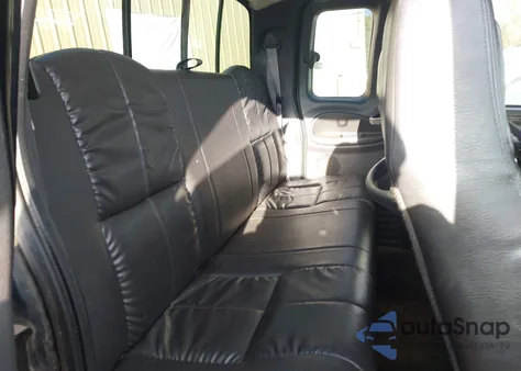 2002 Dodge Ram 2500 St z USA, uszkodzony, nr VIN 3B7KF23ZX2M277574